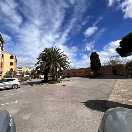 Alhambra Joli Piscine Proche Richelieu Cap D'agde *