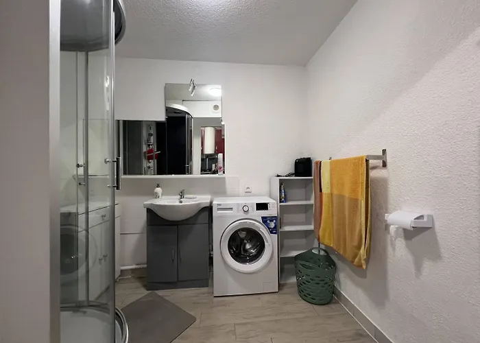 Alhambra Joli Piscine Proche Richelieu Cap D'agde Agde