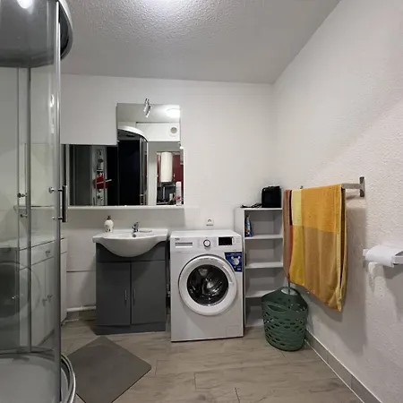 Alhambra Joli Piscine Proche Richelieu Cap D'agde Agde