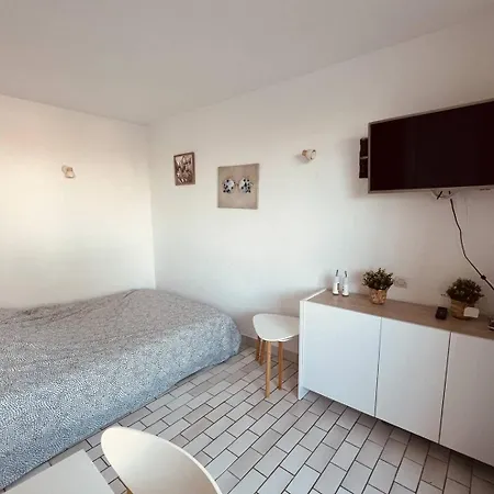 Alhambra Joli Piscine Proche Richelieu Cap D'agde Appartement